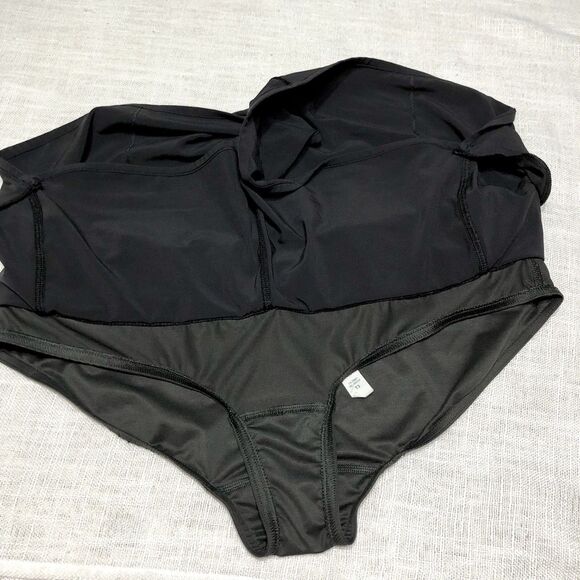 Lululemon Speed Up Shorts Womens Size 8 Black Lined Running Athleisure Gym - Picture 8 of 12